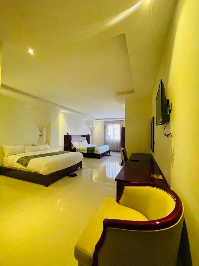 Winn Hotel - Bahyr Dar Zewnętrze zdjęcie