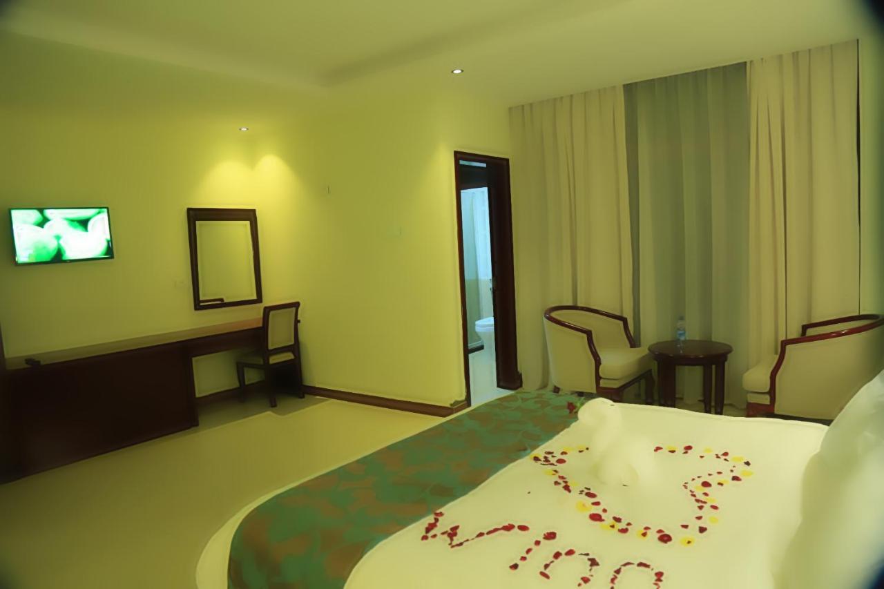 Winn Hotel - Bahyr Dar Zewnętrze zdjęcie