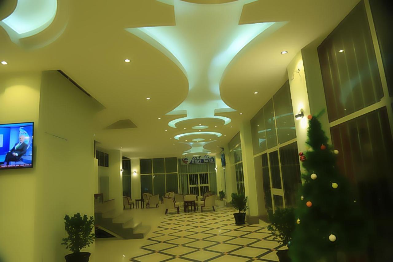 Winn Hotel - Bahyr Dar Zewnętrze zdjęcie