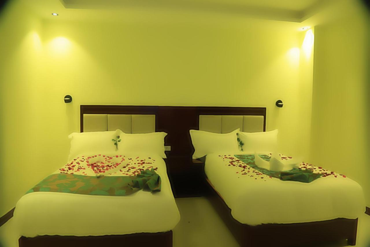Winn Hotel - Bahyr Dar Zewnętrze zdjęcie