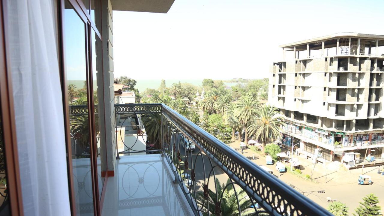 Winn Hotel - Bahyr Dar Zewnętrze zdjęcie