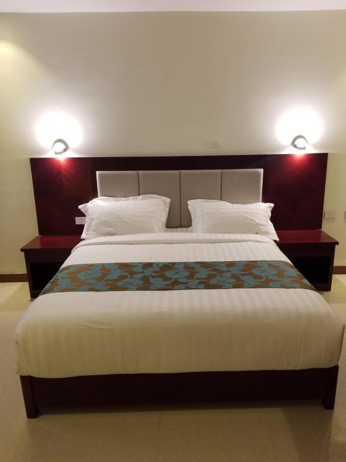 Winn Hotel - Bahyr Dar Zewnętrze zdjęcie